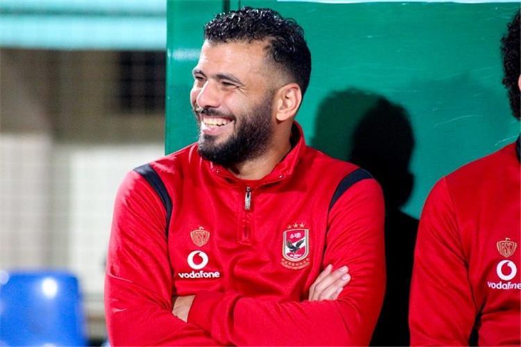 عماد متعب على دكة البدلاء عماد متعب على دكة البدلاء