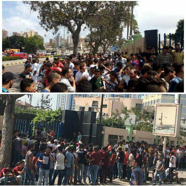 جماهير الزمالك تشترى من أمام بوابة نادي سموحة تذاكر مباريات أهلي طرابلس جماهير الزمالك تشترى من أمام بوابة نادي سموحة تذاكر مباريات أهلي طرابلس