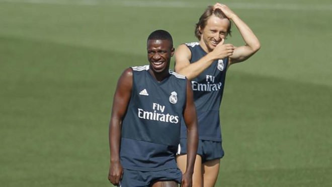 فينيسيوس ومودريتش فينيسيوس ومودريتش