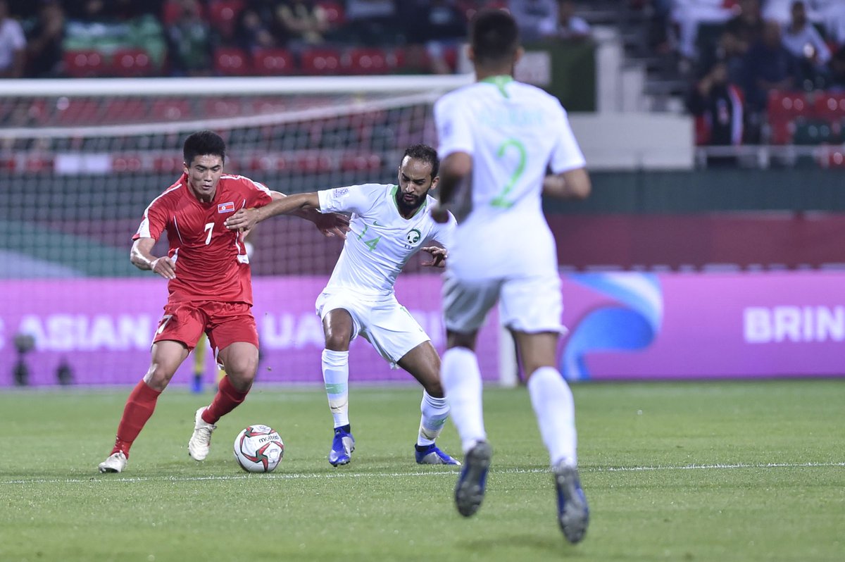 السعودية تحقق فوزا مريحا السعودية تحقق فوزا مريحا