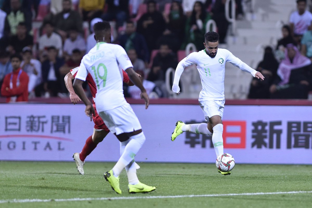 هتان يمر بالكرة هتان يمر بالكرة