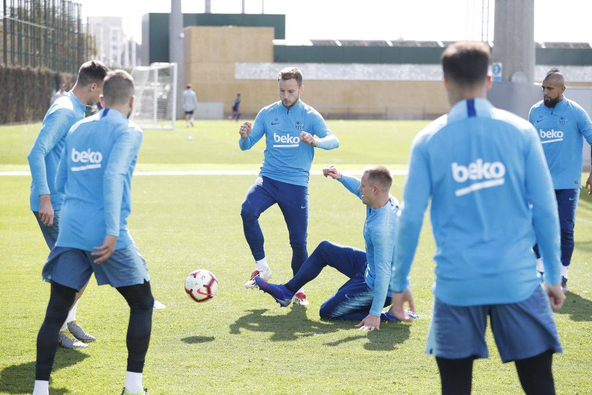 تدريب برشلونة تدريب برشلونة