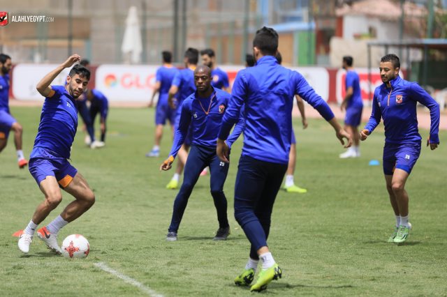 بالأرقام.. "رغم المركز الثالث" الأهلى الأقرب لحصد الدورى.. الزمالك الثانى وبيراميدز الثالث بشرط
