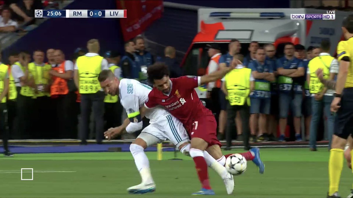 محمد صلاح يغادر ملعب نهائي دوري الأبطال في الدقيقة 30 ...