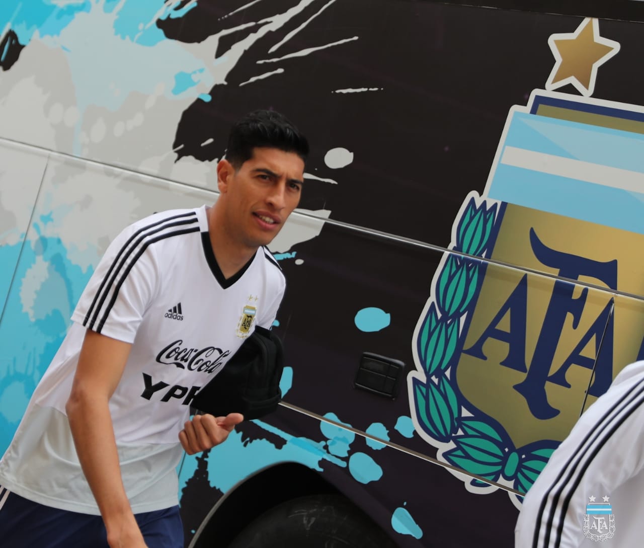 الجدية تسيطر على وجوه لاعبى الأرجنتين قبل مواجهة اوروجواى (3)