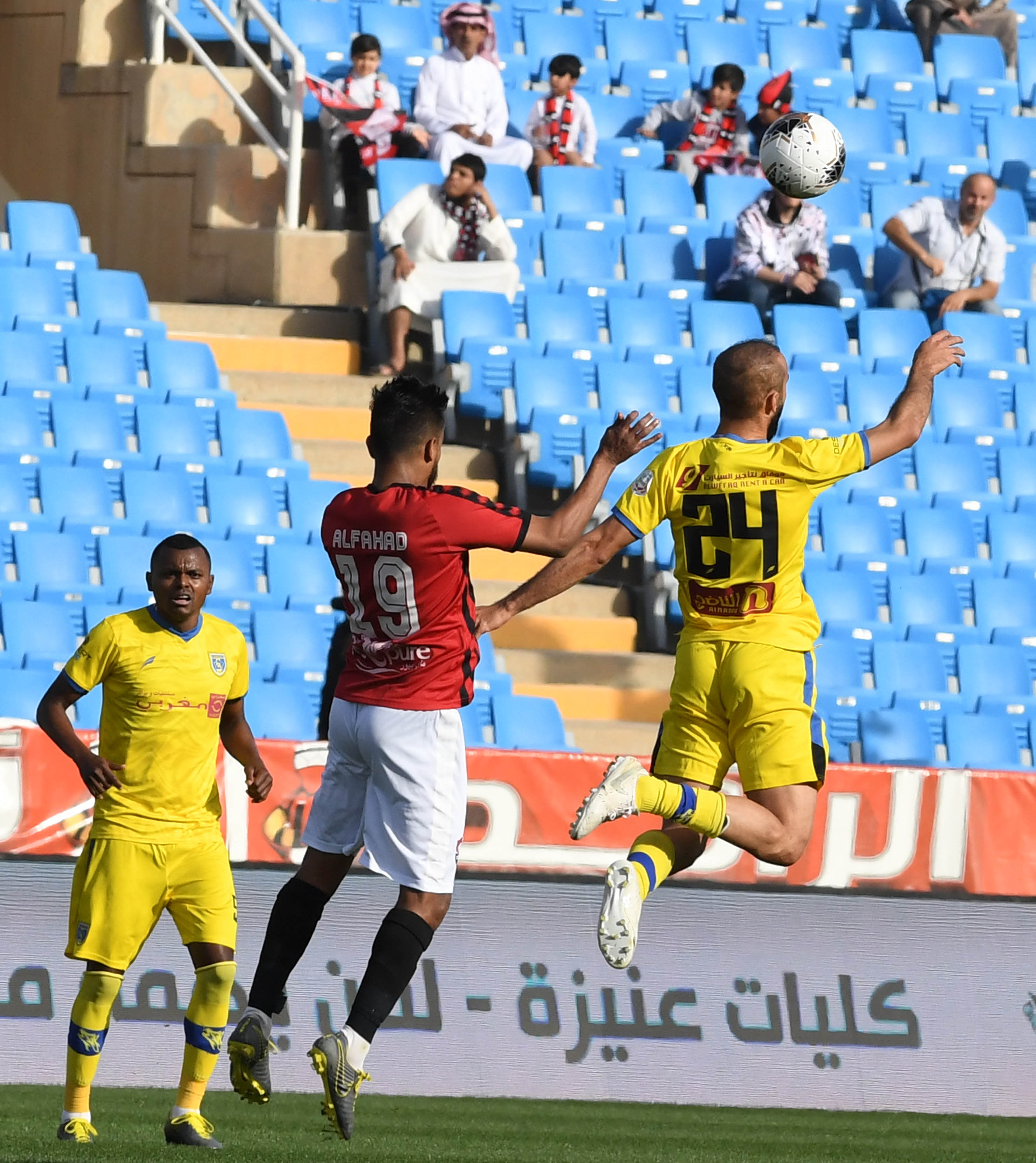 لقطات من تعادل التعاون أمام الرائد في الدوري السعودي سوبر كورة