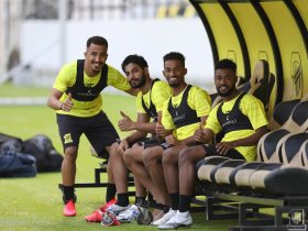 الاتحاد السعودي يصل ملعب مباراة الشباب فى نصف نهائى البطولة العربية